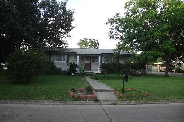 1st image of 505 E Washington St