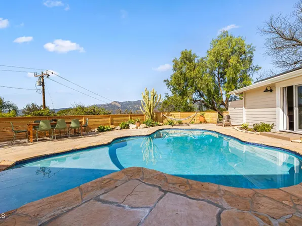 107 Alto Dr, Oak View, CA 93022