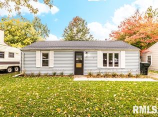 205 Connecticut St, Washington, IL 61571