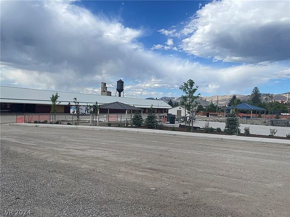4th image of 969 Avenue B Aly