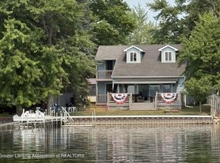 1328 Shepard St, Crystal, MI 48818