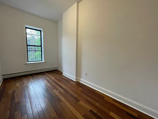 Rented by REAL New York | media 15