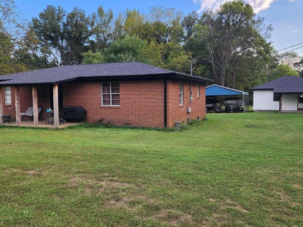 290 N Main St, Saltillo, TN 38370