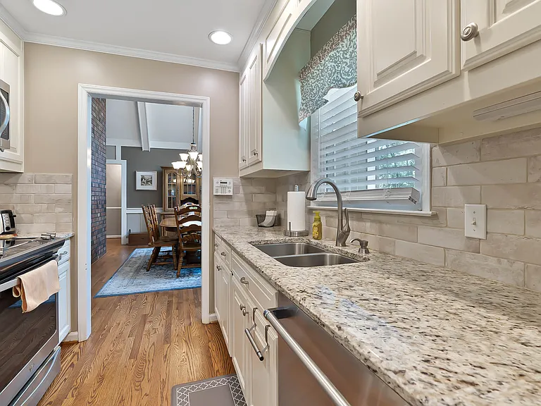 4713 Joseph Michael Ct — Photo 34