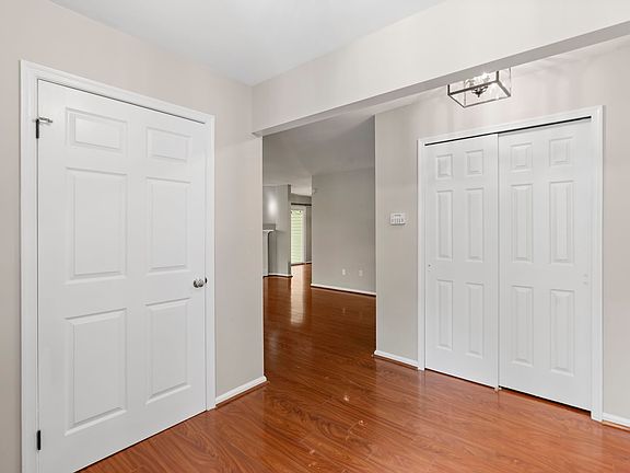 2nd image of 114 Briarcliff Ct #114