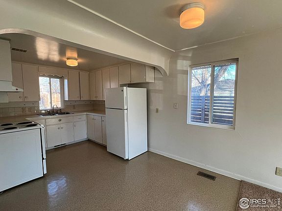 5th image of 1711 Remington St