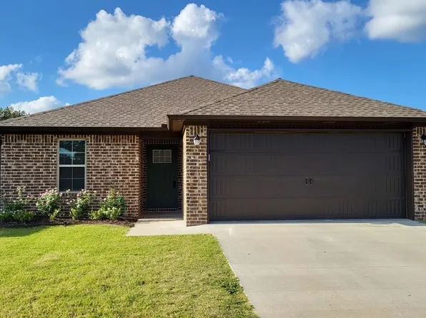 5624 Brookshire Dr, Jonesboro, AR 72401