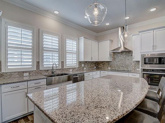 3rd image of 9543 W Park Village Dr