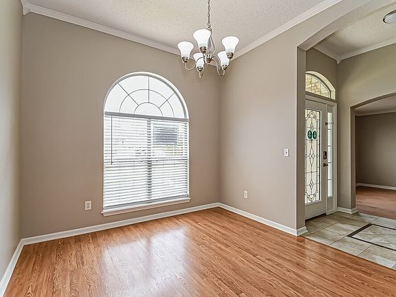 5th image of 2796 Crumplehorn Ln