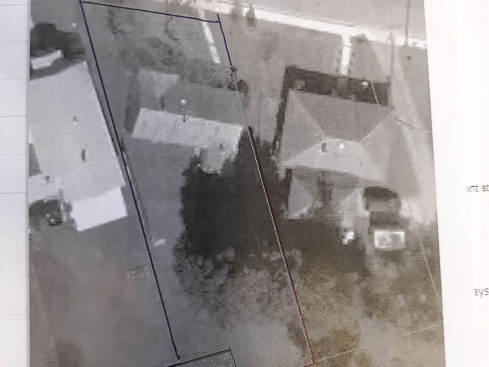 2nd image of 402 Fountain Ave