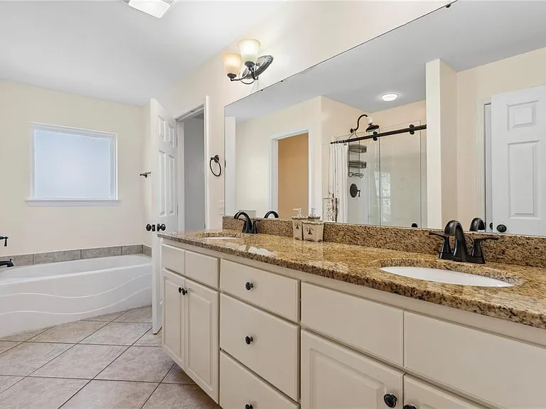 1744 Annabellas Dr — Photo 19