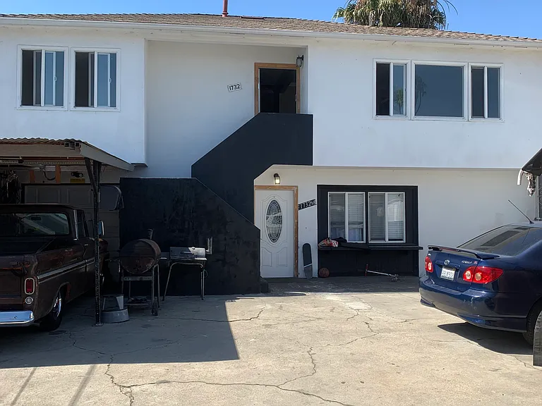 1732 W 104th St — Photo 3