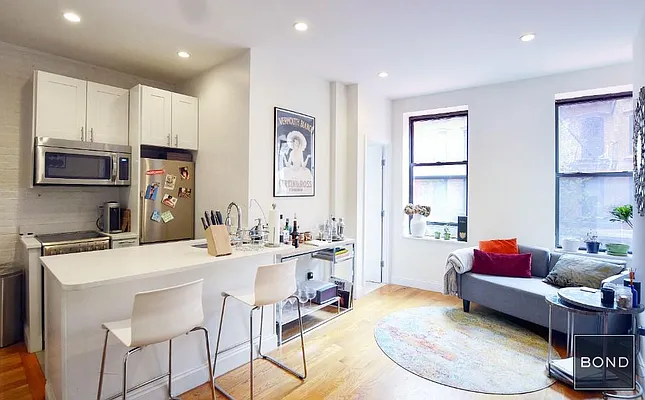 Rented by Bond New York | media 10