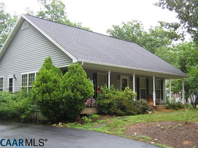 1st image of 727 Jefferson Dr
