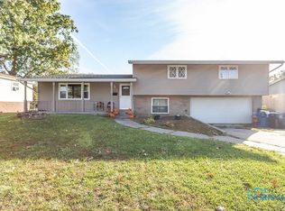 507 S Yarrow St, Oregon, OH 43616