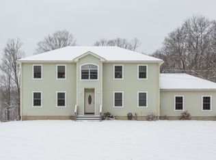 211 Moulton Hill Rd, Monson, MA 01057