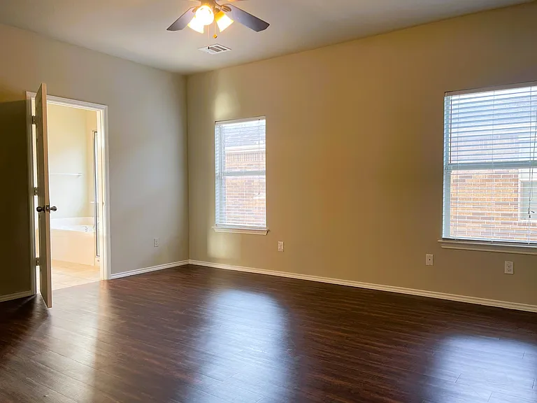 11021 Boundless Valley Dr — Photo 8