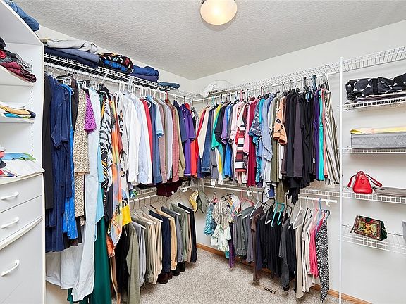 4th image of 7898 Aspen Dr