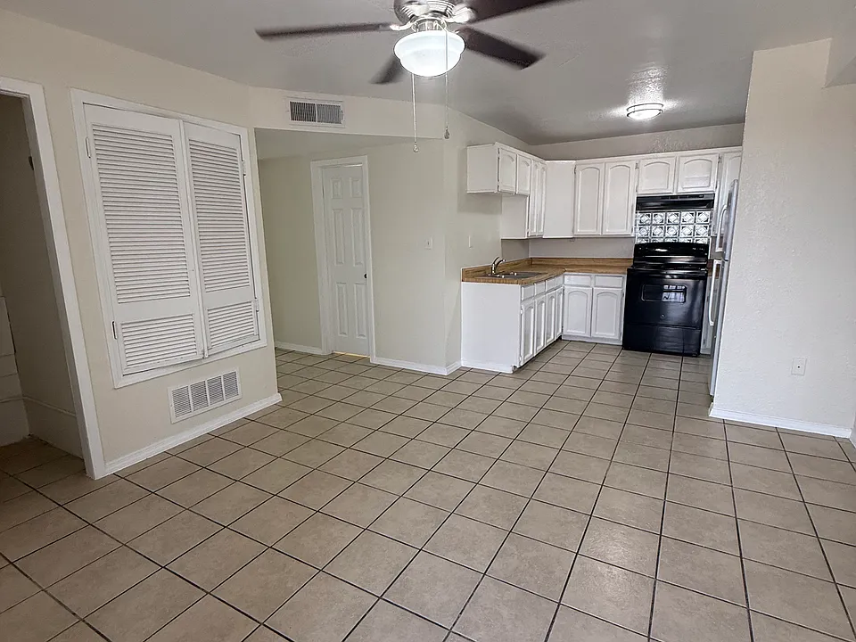 12931 Warren Dr #1
