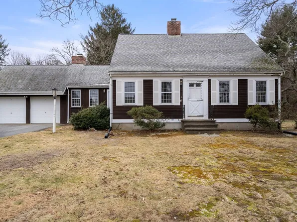 2688 Horton St, Dighton, MA 02715