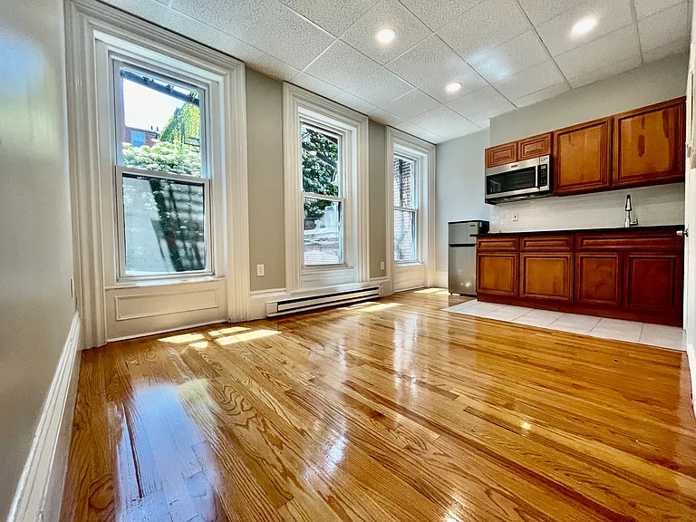 70 Pinckney St #2 — Photo 7