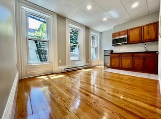 70 Pinckney St APT 2, Boston, MA 02114