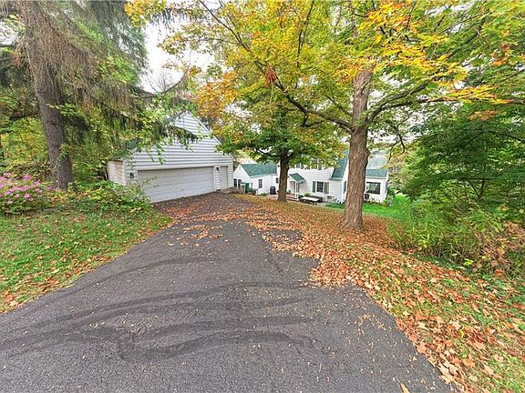 4th image of 86 Salt Point Rd