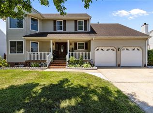 332 Knells Ridge Dr, Chesapeake, VA 23320