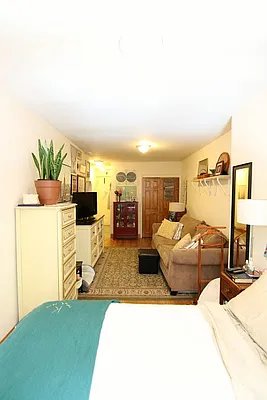 Rented by JK Dansar Corp | media 13