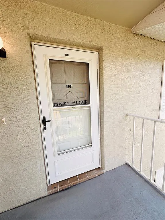 Studio, 2.0 bath, 835 sqft, $2,100 — Photo 1