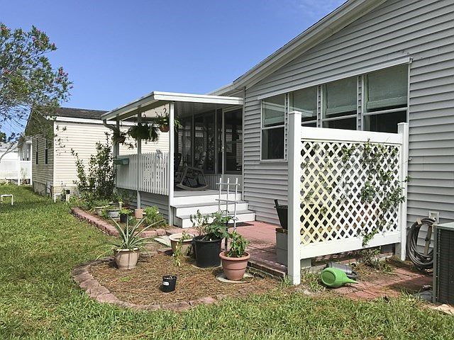 1st image of 2600 Kelly Dr