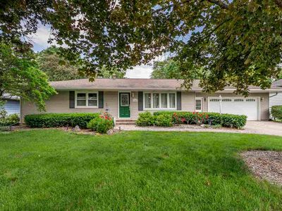 742 S 10th Ave, Washington, IA, 52353