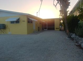 611 8th St, Key Colony Beach, FL 33051