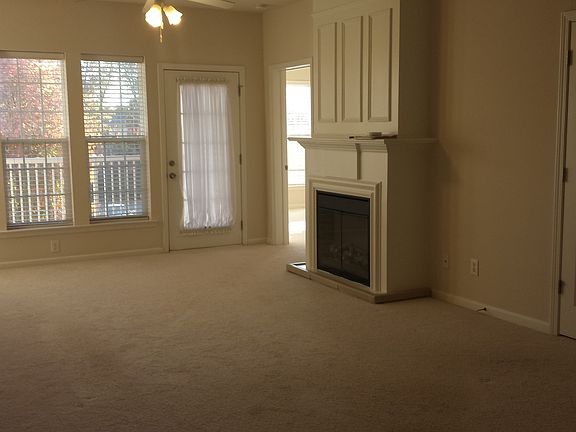 Living Area w/Electric FP