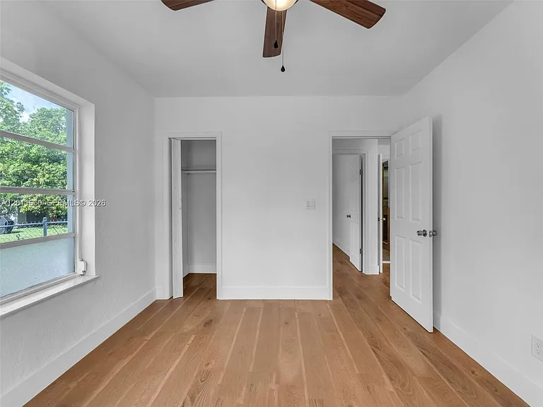 520 NW 32nd Pl #520 — Photo 31
