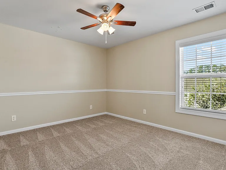 5 Cross Gate Ct — Photo 34