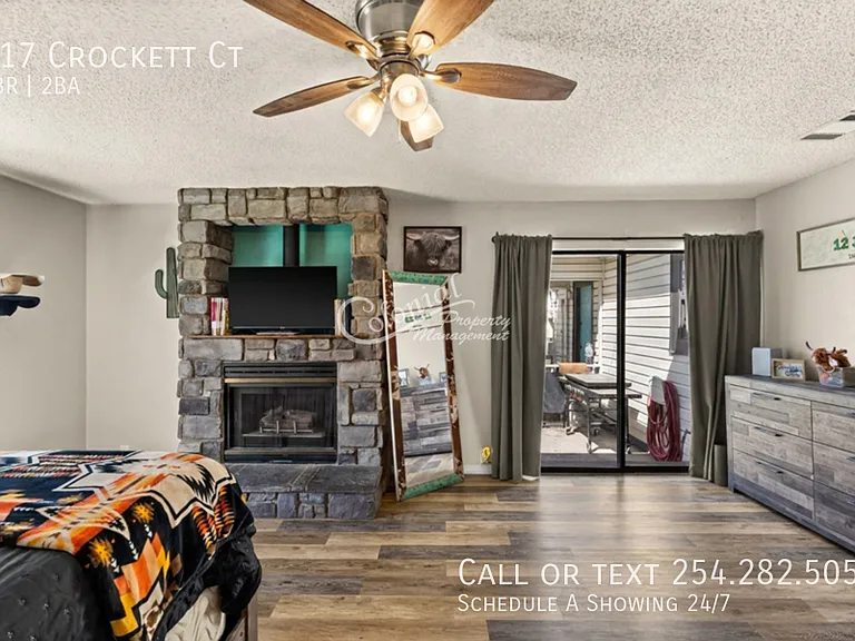 917 Crockett Ct — Photo 19