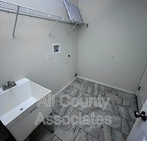 3707 Dothan Ave — Photo 10