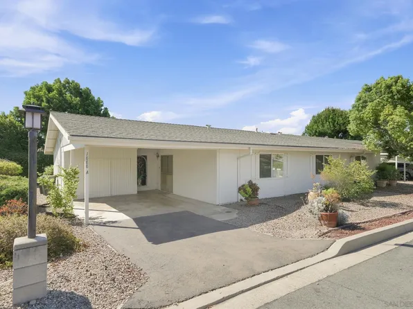 1888 Fairway Park Unit A, Escondido, CA 92026
