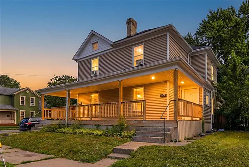 2728 E 4th St Photo 1 2728 E 4th St Photo 1
