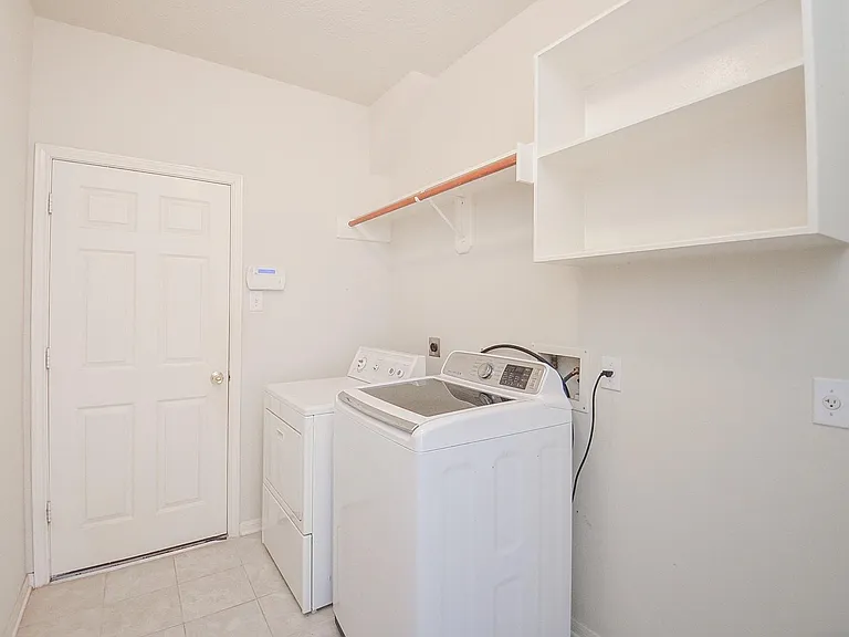 2715 Sunnycreek Ln — Photo 19