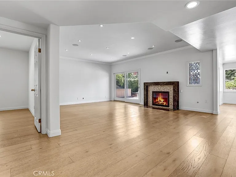 22715 America Way — Photo 9