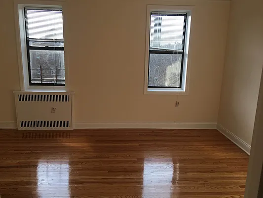 Rented by 718 Realty Inc | media 39