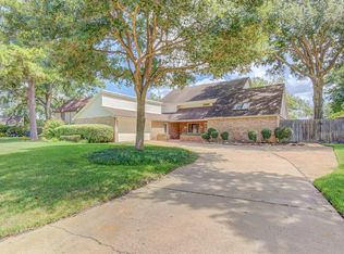 7210 Winding Walk Dr, Houston, TX 77095