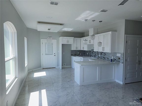 2nd image of 919 Blair Ave #4