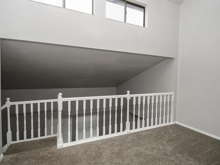 1113 Country Hills Dr #D1 — Photo 8