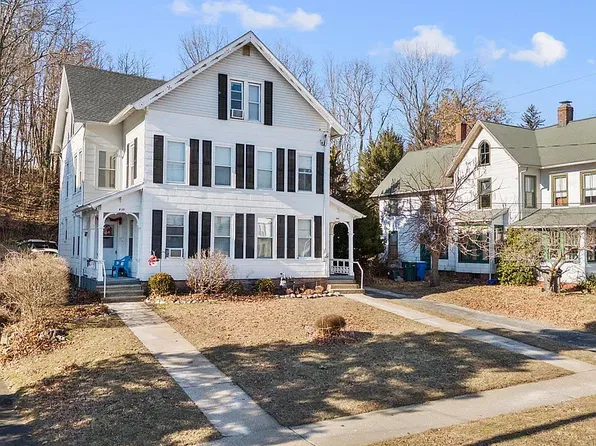 439 West St #2, Bristol, CT 06010