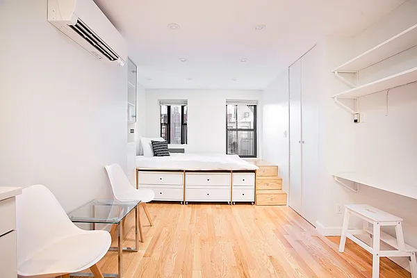 Rented by Keller Williams NYC | media 10