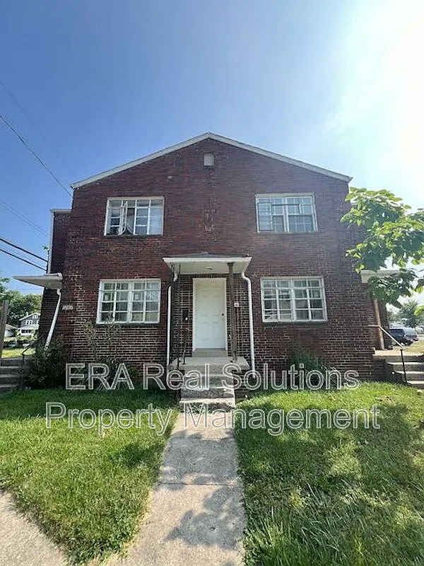 1286 21st Ave Unit B photo 1