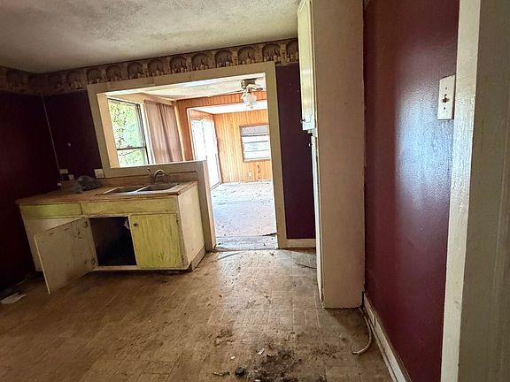 5th image of 7724 Birmingport Rd